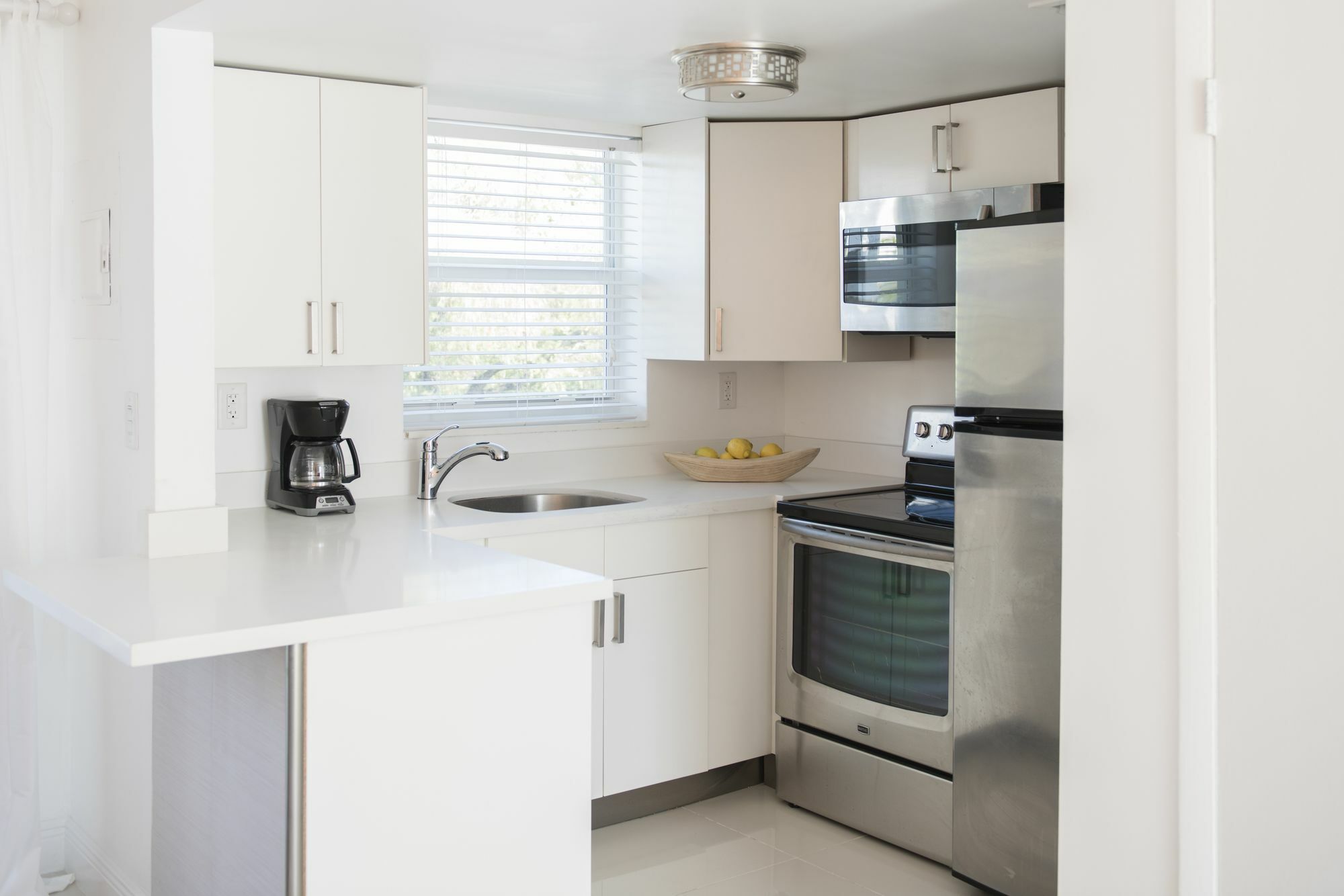 Sunny 2br In River By Sonder Inn 3*